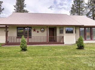 26 Scriver Bluff Rd, Garden Valley, ID 83622