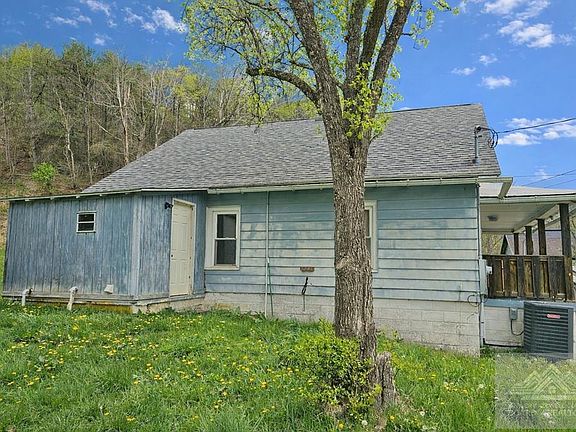 18th image of 345 Mary Branch Rd