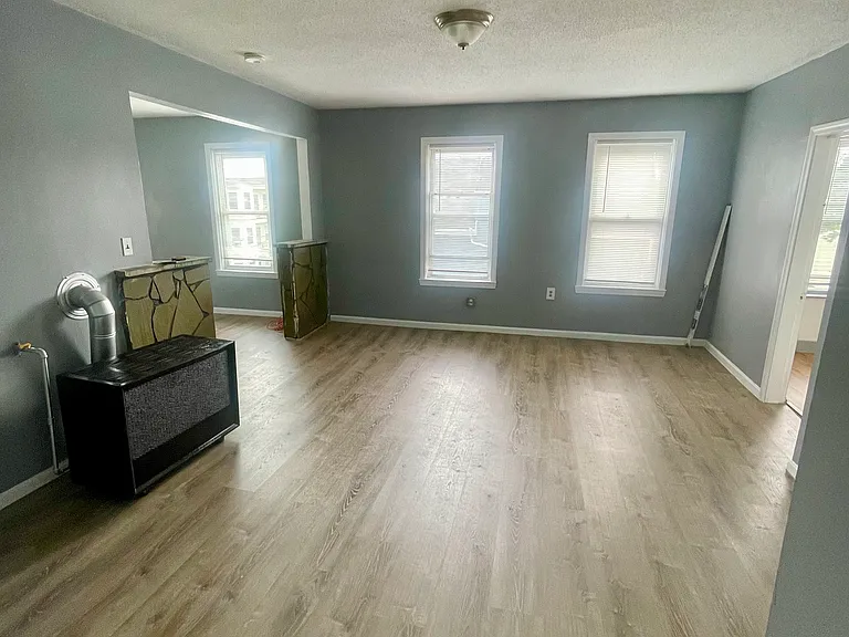 35 Independent St #3 — Photo 7