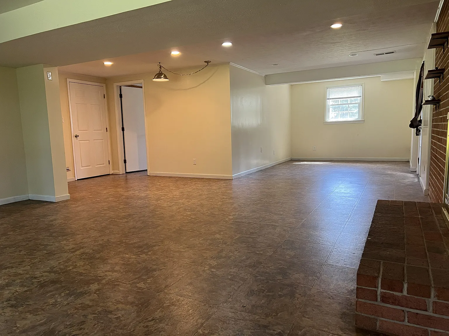 Scarlet Oak Dr, Gaithersburg — Photo 2