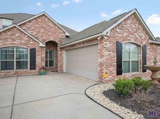 10432 Montrachet Dr, Baton Rouge, LA 70817