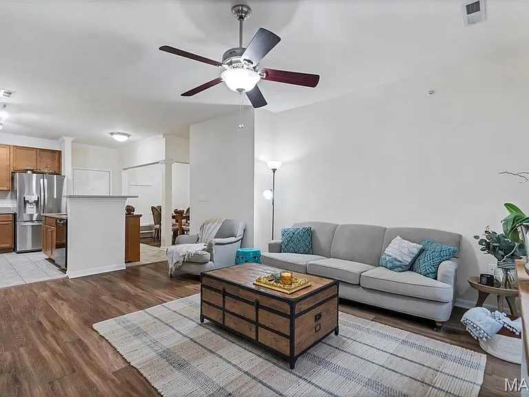 1241 Strassner Dr #1207 — Photo 2