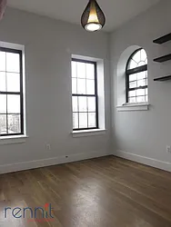 Rented by Rennit Inc.