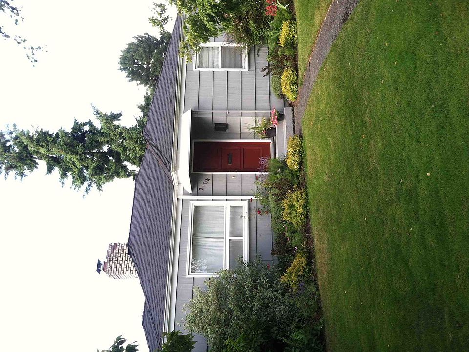 2nd image of 2104 NE 83rd St