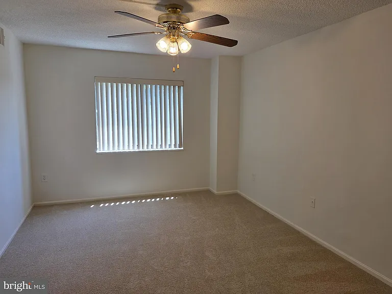 15107 Interlachen Dr #2520 — Photo 4