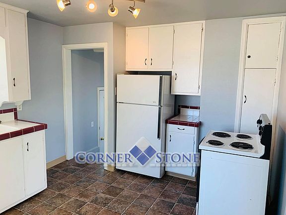 3rd image of 508 S Nectarine St