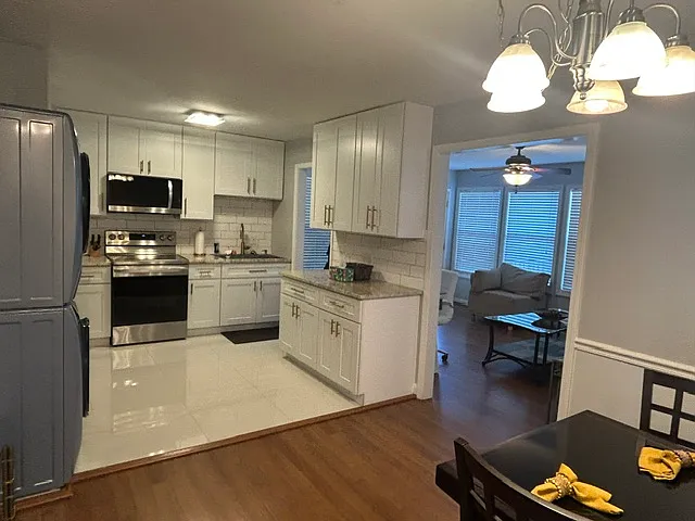 3 bed, 1800 sqft, $2,500 — Photo 3