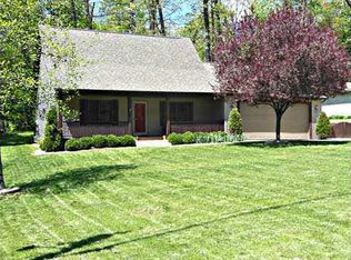 51487 Green Hill Dr, South Bend, IN 46628