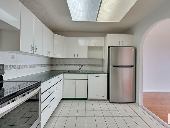 5th image of 11027 87th Ave NW #704