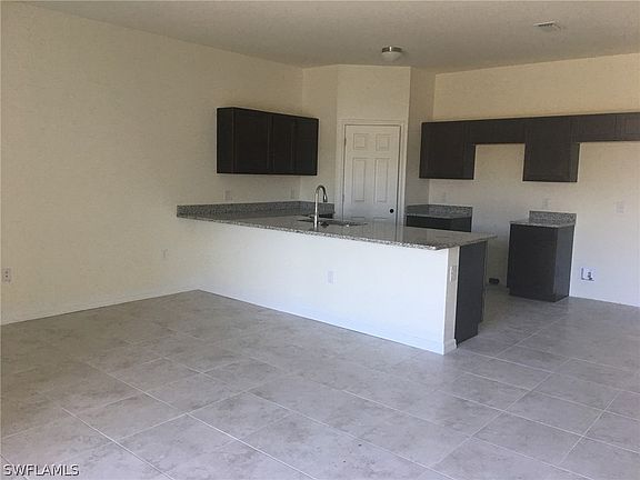 4th image of 4116 SW 7th Place Cpe