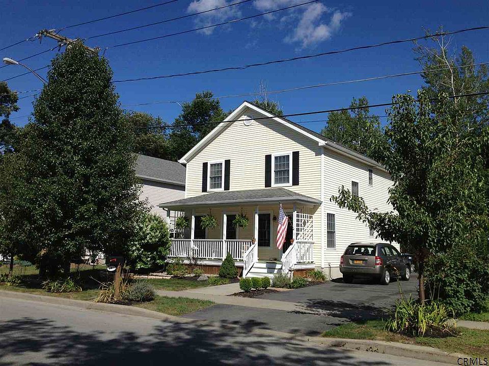 1st image of 8 Empire Ave