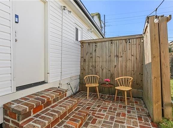 2nd image of 3727 Annunciation St