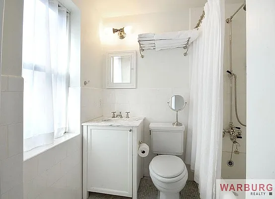 Sold by Warburg | media 14