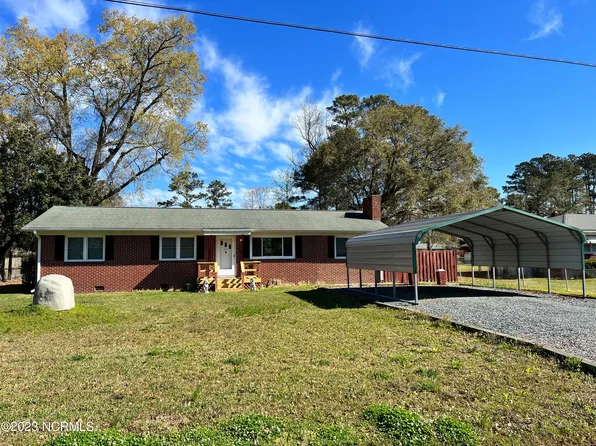225 Bermuda Drive, Wilmington, NC 28401