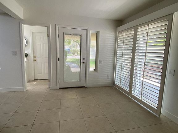 3rd image of 2972 Sunflower Cir E