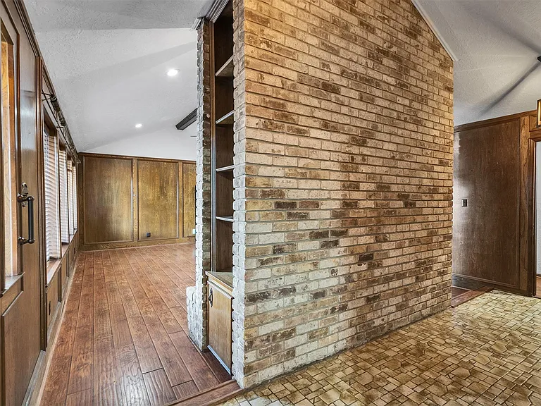 8 Shadowood St — Photo 6