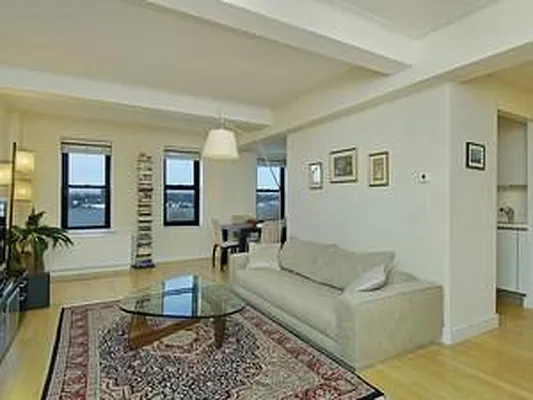 Rented by Corcoran | media 29