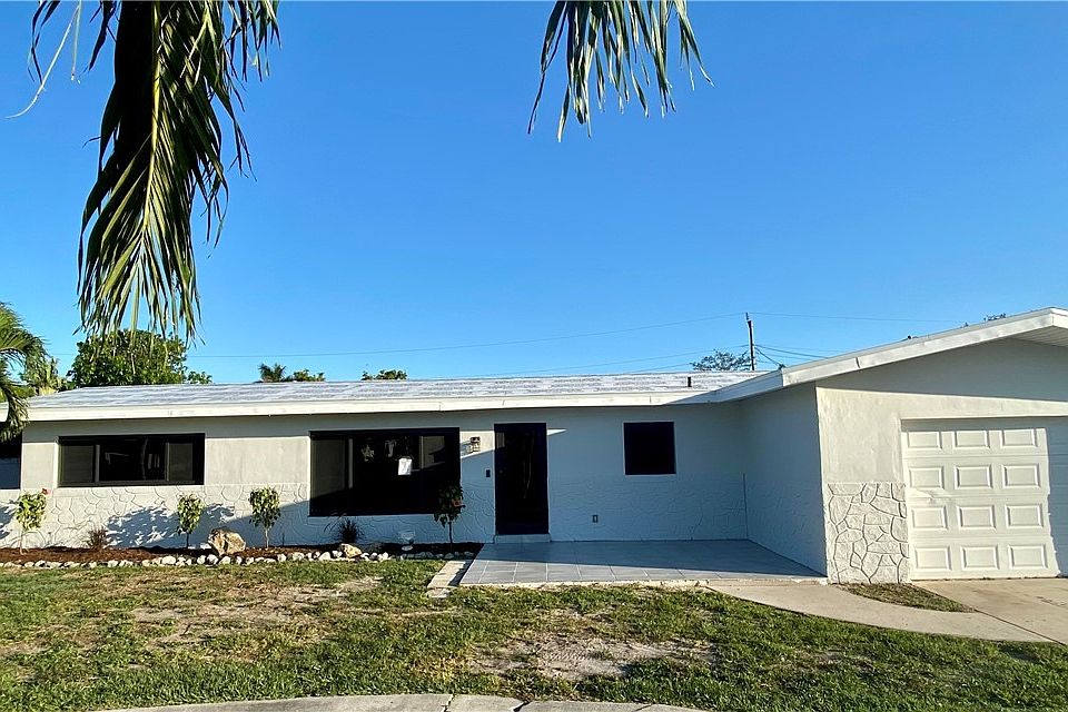 1st image of 740 Tower Dr