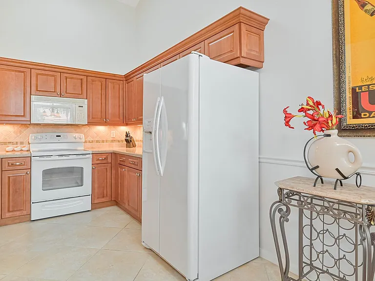 2600 Marshcreek Ln #201 — Photo 18