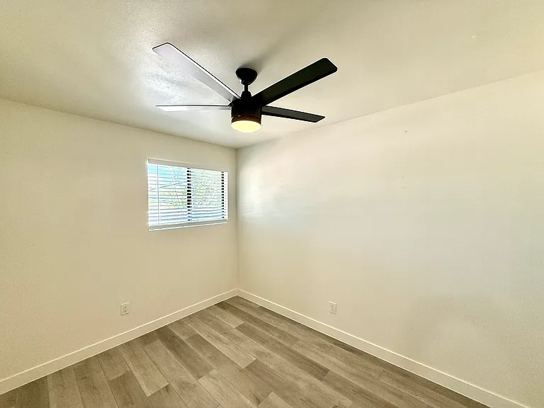 4119 N 11th Ave #6 — Photo 10