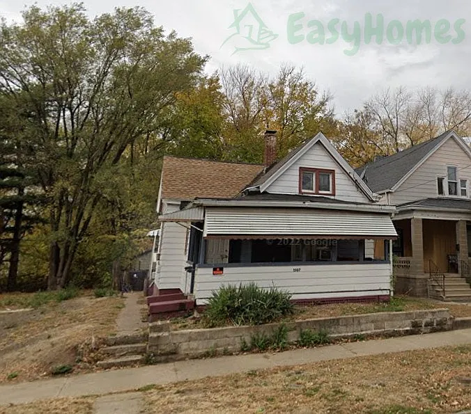 1507 South Livingston Street — Photo 1