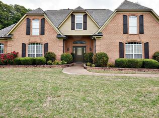1942 Ready Dr, Hernando, MS 38632
