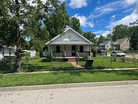 2 bed, 1054 sqft, $800 — Photo 1