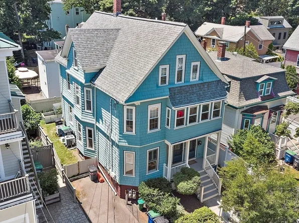 10 Cottage Ave #10, Somerville, MA 02144