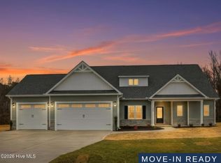 404 Creeks Edge Drive, Pikeville, NC 27863