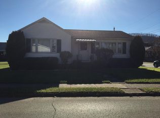 7 Sycamore Ave, Wheeling, WV 26003