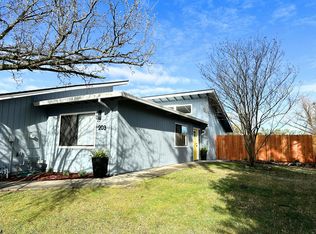 203 Luz Pl, Davis, CA 95616