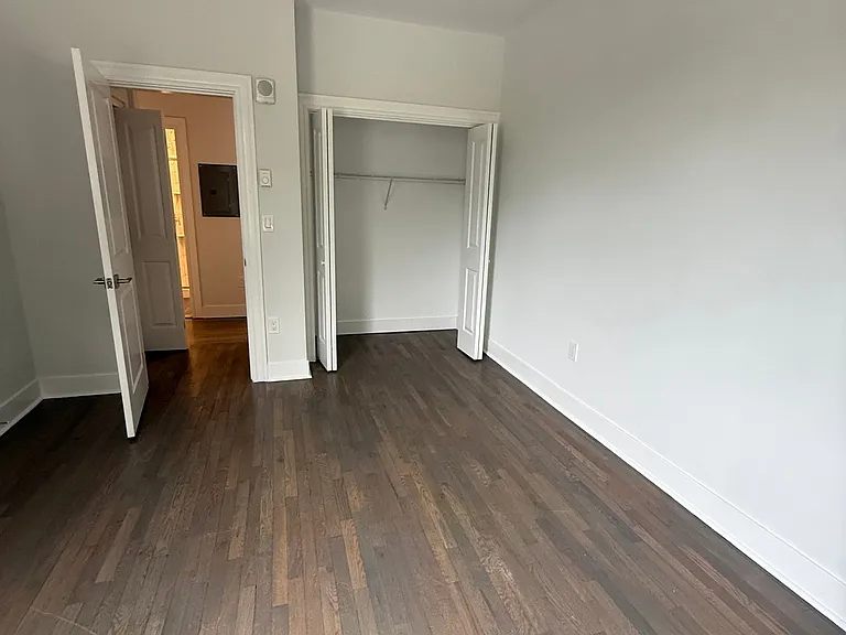 81 Park Dr #1L — Photo 8