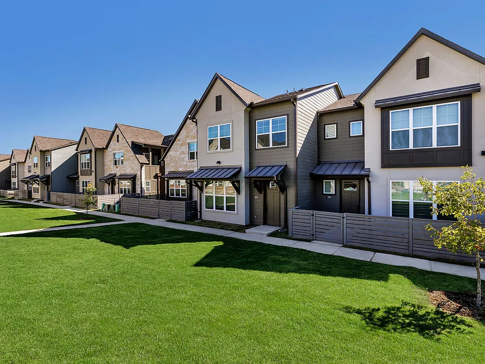Escalon Townhomes apartments community photo