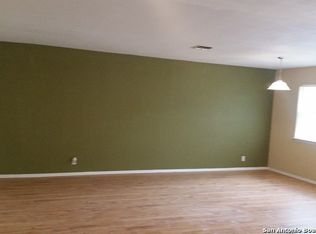 5002 La Barranca St, San Antonio, TX 78233