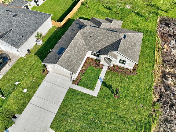 4th image of 16 Ryker Ln