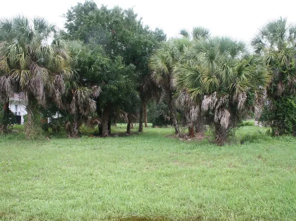 176 Marker Rd #595, Rotonda West, FL 33947