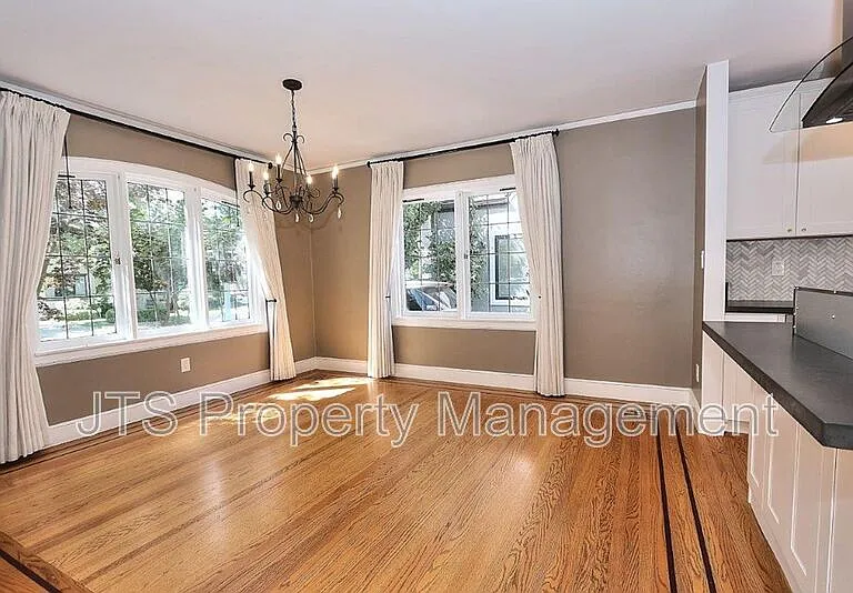 937 Sonoma Way — Photo 22