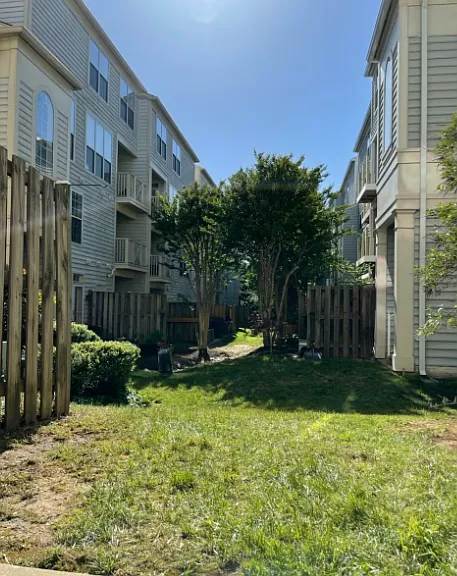 1813 Kenwood Ave — Photo 19