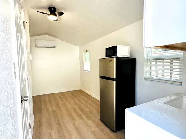 3201 40th Ave N #D, Saint Petersburg, FL 33714