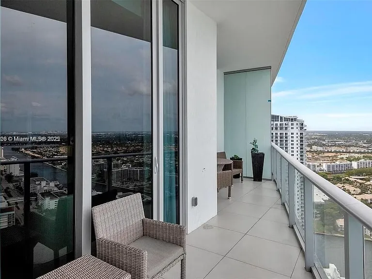 4111 S Ocean Dr #Penthouse 4106 — Photo 3