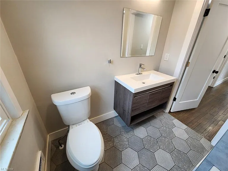 2536 Claver Rd — Photo 14