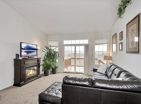 4th image of 19215 104th Ave #19215