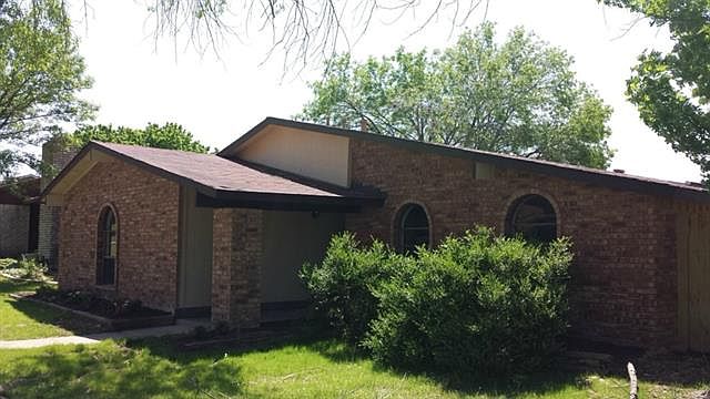 1st image of 4716 Crawford Dr