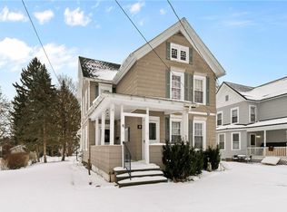 8 Joy St, Lyons, NY 14489