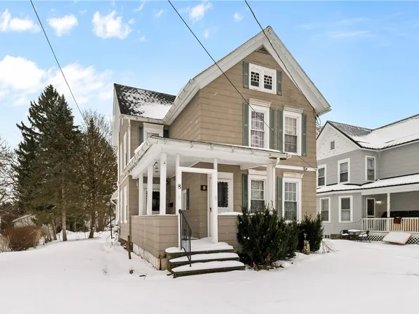 8 Joy St, Lyons, NY 14489