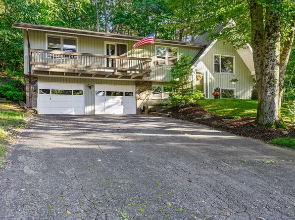 98 Bouldercrest Lane, Vernon, CT 06066