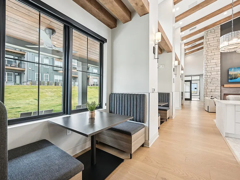 The Garrison Luxury Apartments — Photo 31