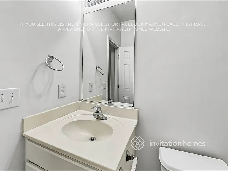 40 Luzelle Dr — Photo 18