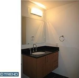 5th image of 200 Lincoln Ave #229