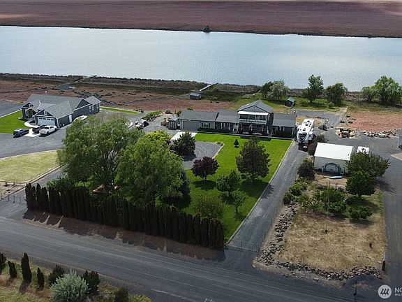 4th image of 7890 Stonecrest Road NE